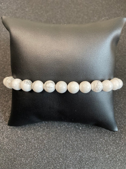 HOWLITE BRACELET