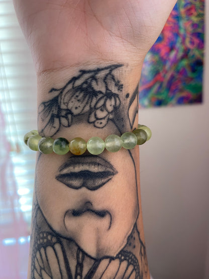 PREHNITE BRACELET