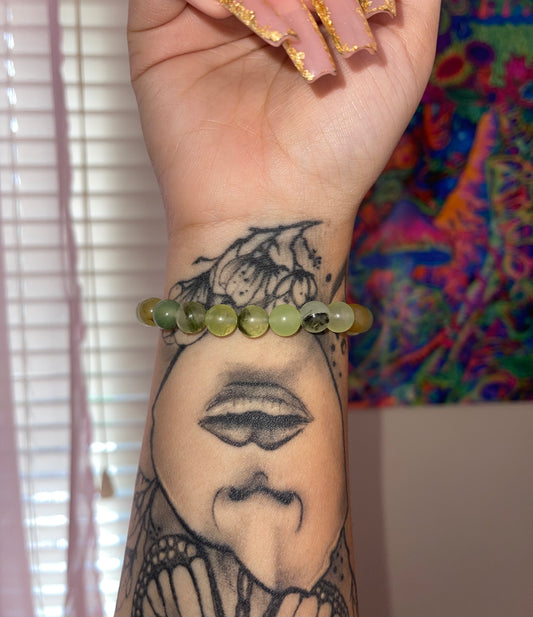 PREHNITE BRACELET